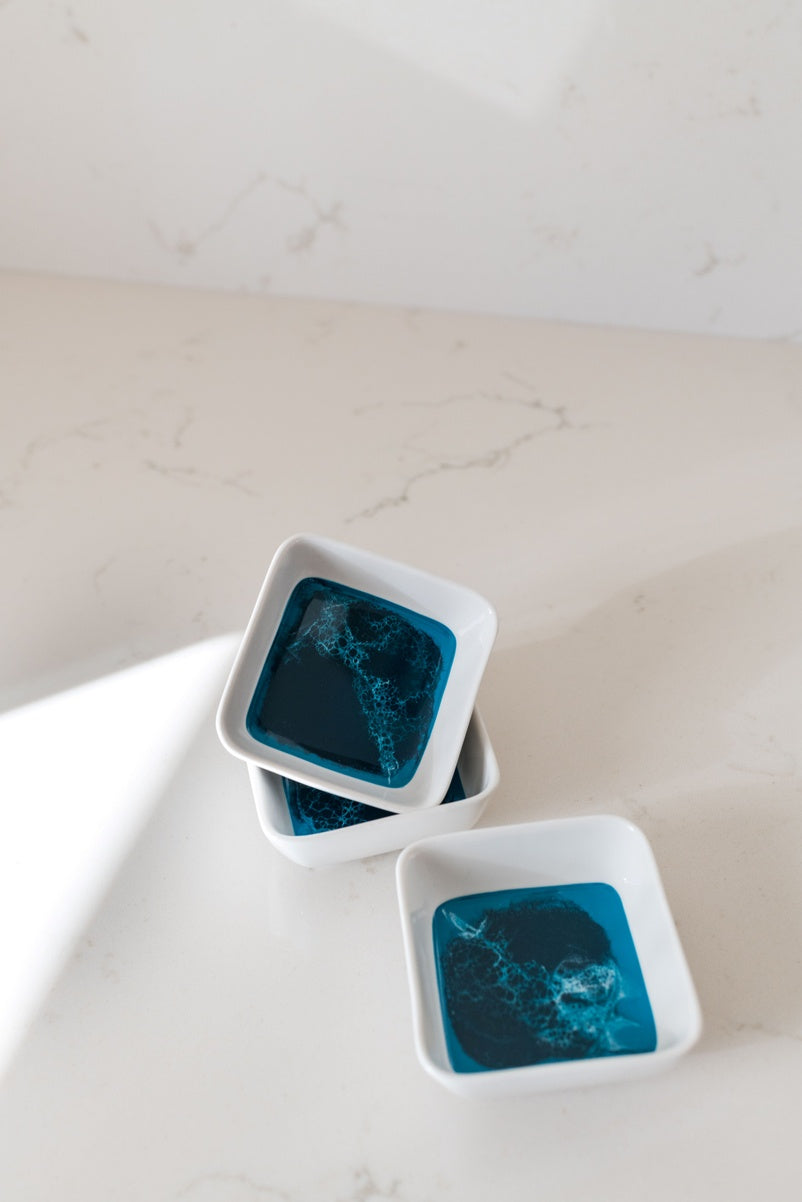 Resin Accented Ceramic Dipping Bowl