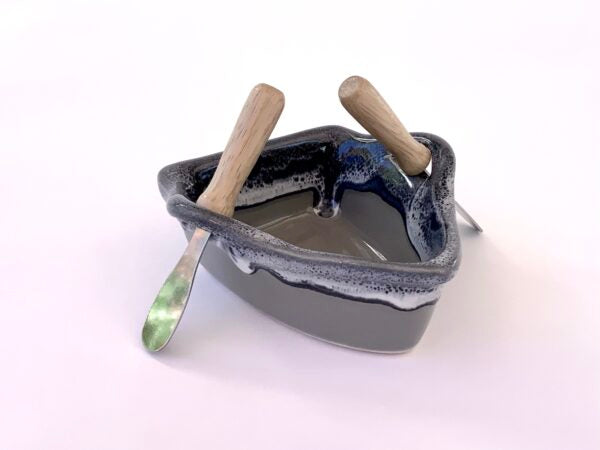 Boat Dip Pot