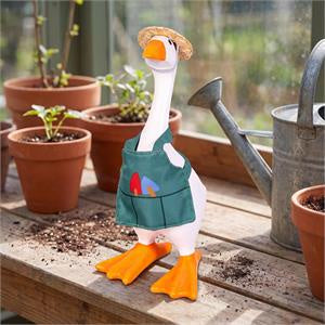 Gardener - Desk Goose Outfit