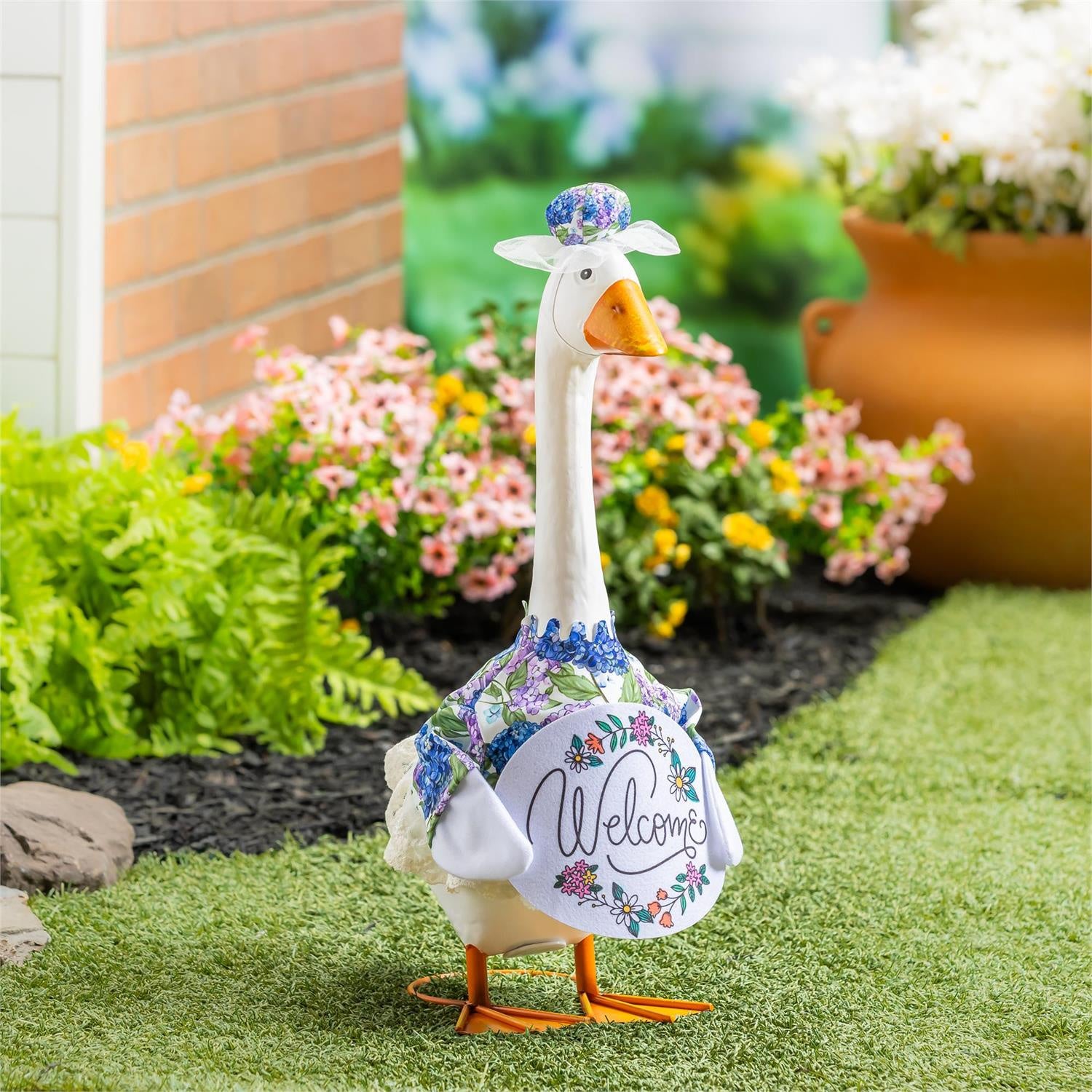 Hydangea Happiness - Porch Goose Outfit
