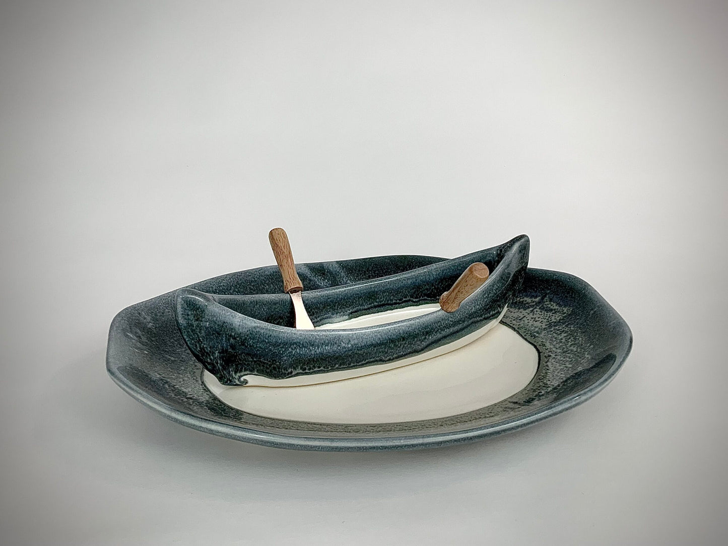 Canoe On a Lake Dip Set (2 pieces)